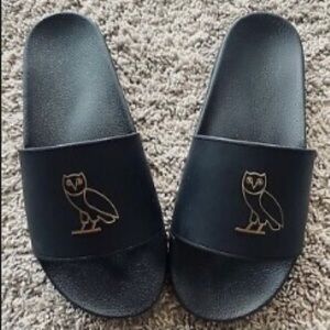 OVO slides, EUC, rare! Black owl logo slides